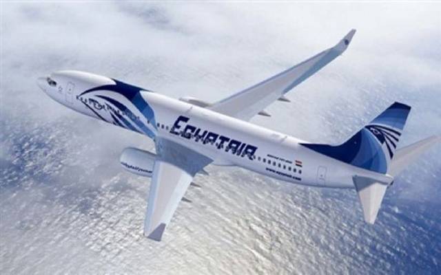 "مصر للطيران" تنظم 20 رحلة لنقل المعتمرين لجدة والمدينة المنورة