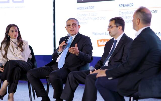 حسام هيبة الرئيس التنفيذي للهيئة العامة للاستثمار والمناطق الحرة