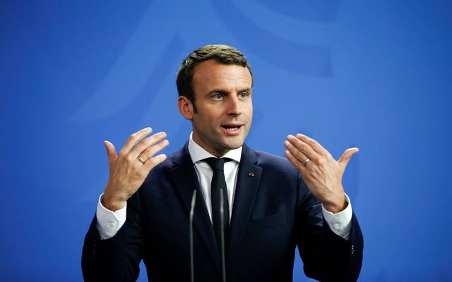 الرئيس الفرنسي يصف قرار التعريفات الأمريكية بأنه"غير قانوني"