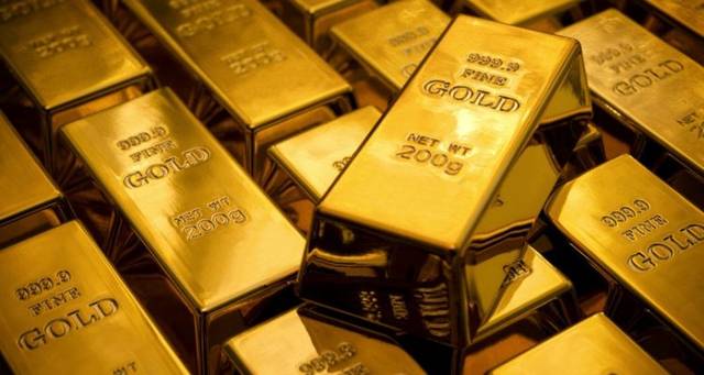 Gold edges up as US dollar down, stocks gain