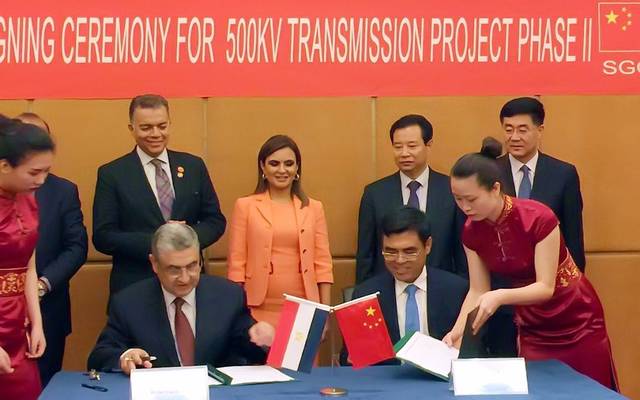 اتفاق استثماري بين مصر والصين لزيادة قدرة الشبكة القومية للكهرباء