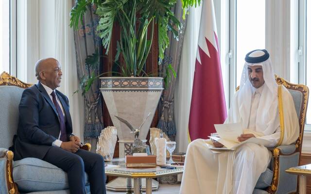 خلال تسلم أمير دولة قطر للرسالة