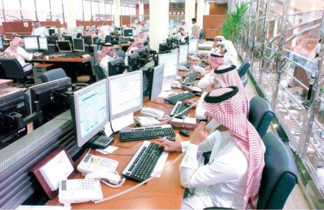 السوق السعودي يواصل ارتفاعه في نطاق ضيق و"التأمين" يستحوذ على 29% من السيولة 