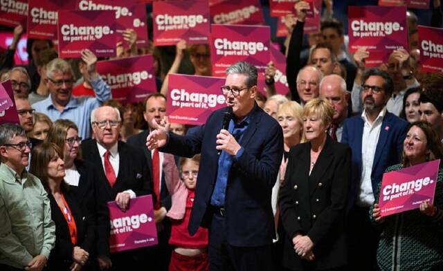 كير ستارمر زعيم حزب العمال ورئيس الوزراء الجديد للمملكة المتحدة