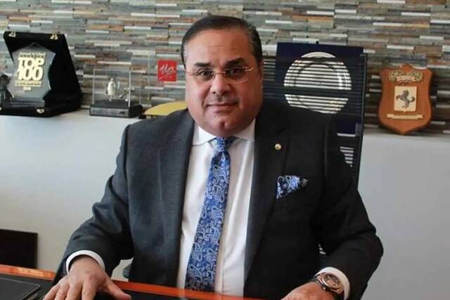 هاشم السيد  مساعد رئيس مجلس الوزراء والرئيس التنفيذي لوحدة الشركات المملوكة للدولة