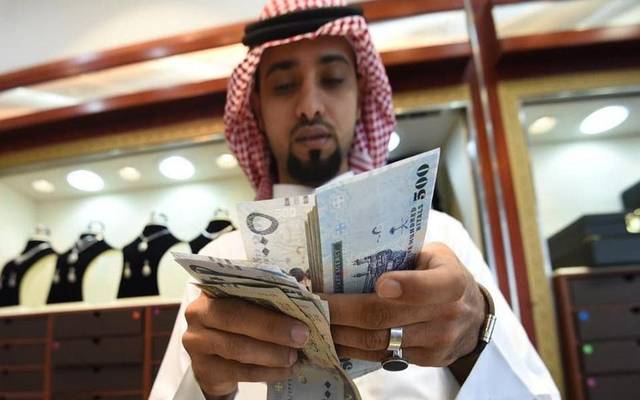 إنفاق المستهلكين عبر نقاط البيع في السعودية يتقلص 6.6% خلال أسبوع