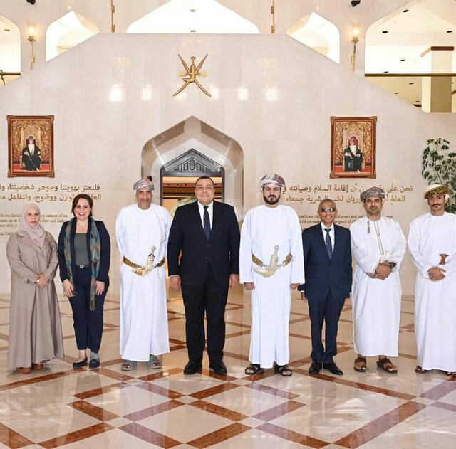 جانب من الجلسة