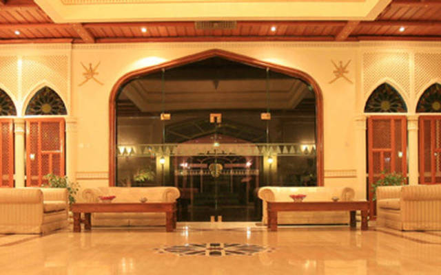 "فنادق الباطنة" تُعمق خسائرها بالربع الثالث