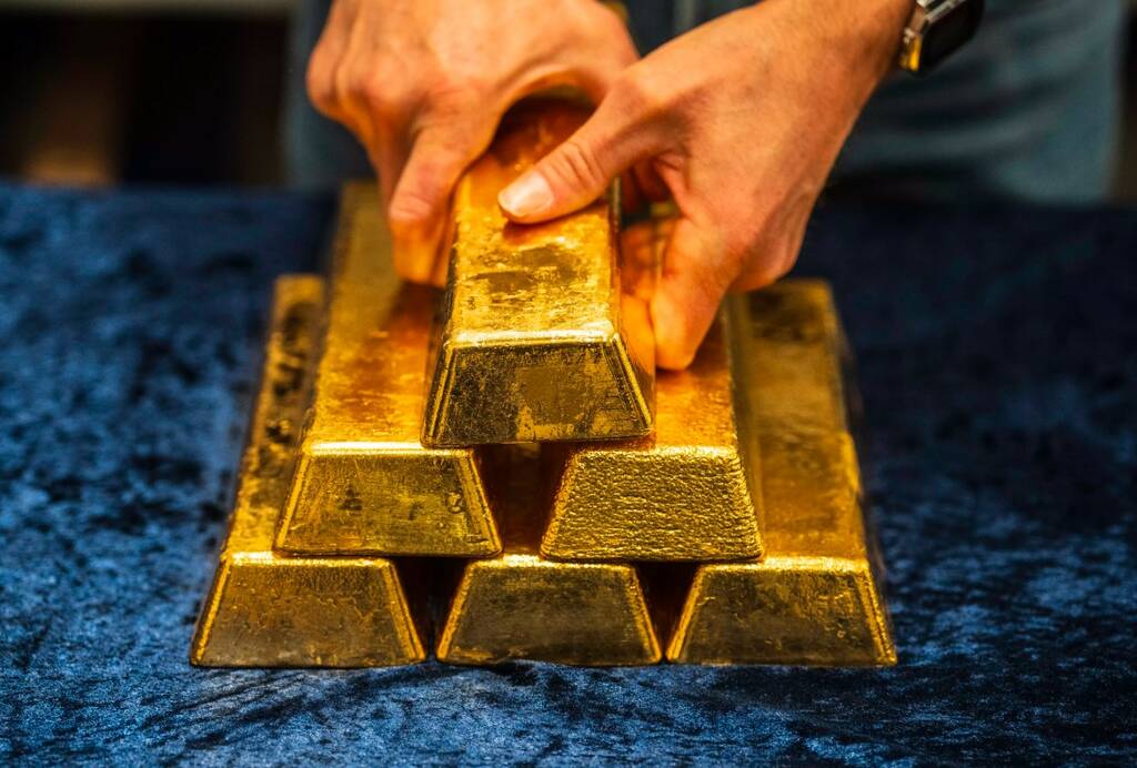 الذهب يرتفع طفيفاً مع زيادة معدلات البطالة الأمريكية في نوفمبر