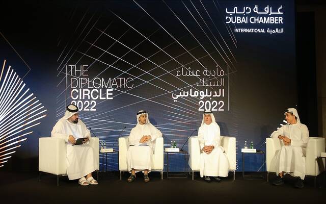 خطط لتأسيس مجالس جديدة لتطوير العلاقات الاستثمارية والتجارية بين دبي ودول العالم