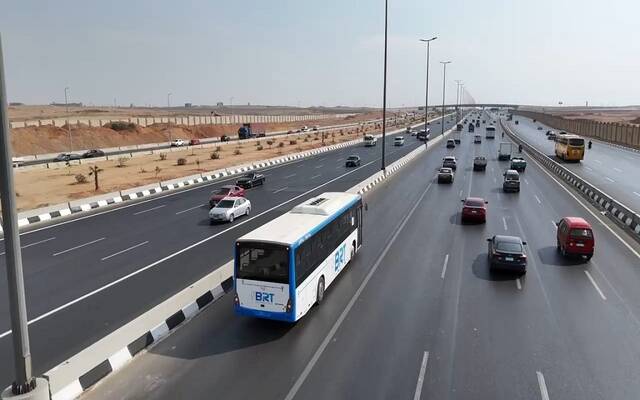 النقل المصرية تحدد موعد تقدم الطلاب للحصول على اشتراكات الأتوبيس الترددي