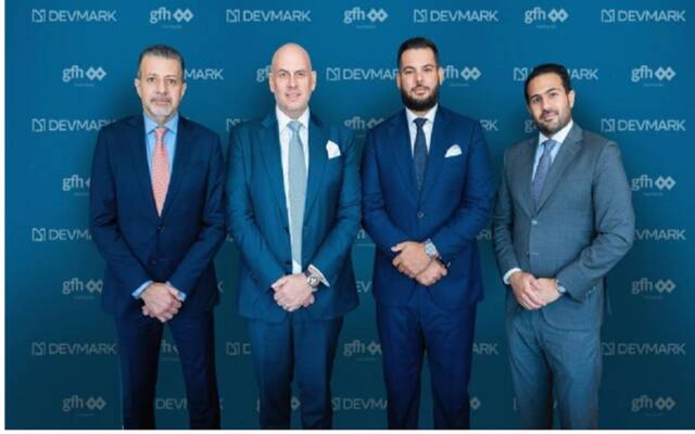 جانب من عملية التوقيع