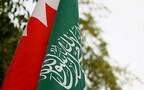 علم مملكة البحرين وعلم المملكة السعودية