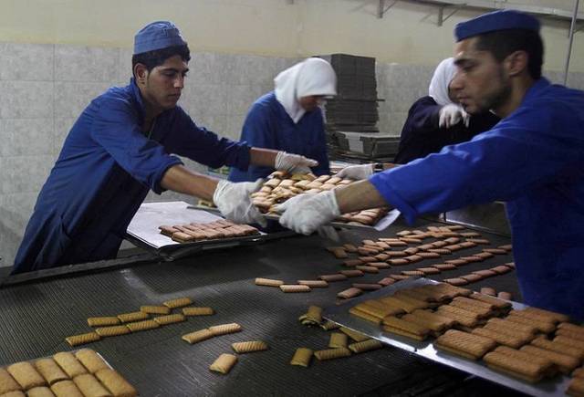 إيقاف العمل بمصنع "بسكو مصر" فى القاهرة