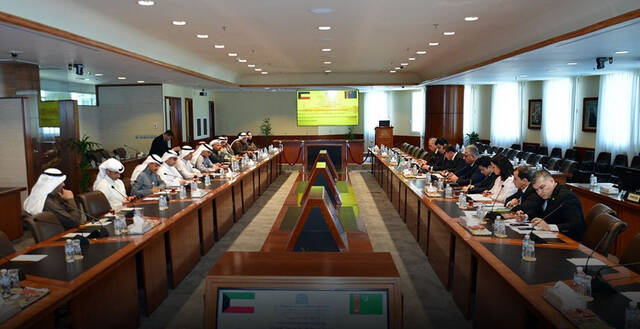 خلال اللقاء