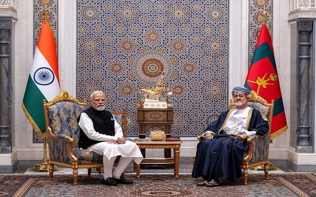 سلطان عُمان هيثم بن طارق وناريندرا مودي رئيس وزراء جمهورية الهند