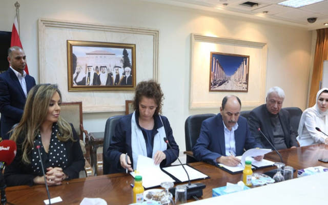 الأردن يوقع اتفاقية منحة مع "الإعمار الأوروبي" بـ67 مليون دولار