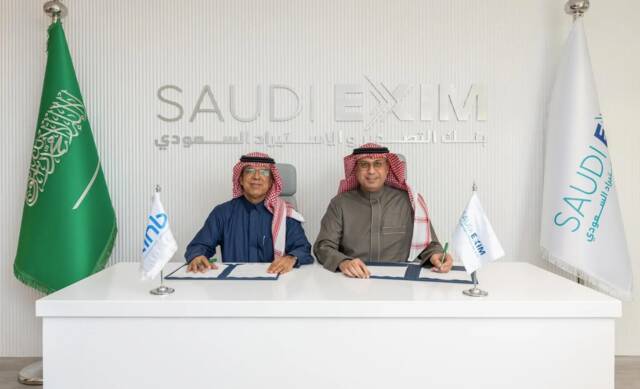 خلال توقيع الاتفاقية