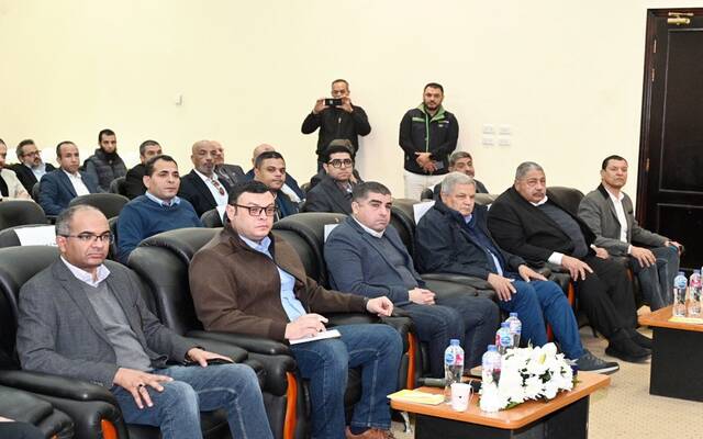 وزير الإسكان المصري يوجه بالإسراع بتنفيذ التوسعة الثالثة بمحطة "الجبل الأصفر"