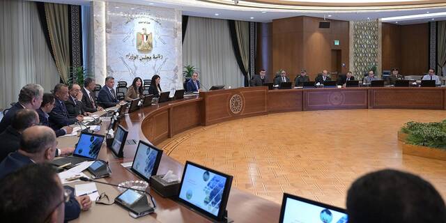 مدبولي يوجّه بمتابعة بدء تشغيل مشروعات المرحلة الأولى من "حياة كريمة"