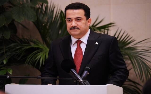 رئيس وزراء العراق: الأمن الدوائي والصحي أهم متطلبات المواطن