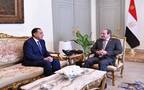 الرئيس عبد الفتاح السيسي ورئيس الوزراء المصري مصطفى مدبولي