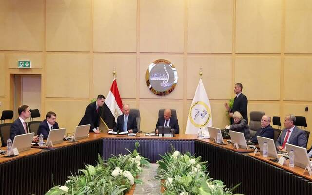 الفريق مهندس كامل الوزير  وزير النقل المصري نيكولاي باتروشيف مساعد الرئيس الروسي فلاديمير بوتين ورئيس المجلس الروسي للملاحة البحرية