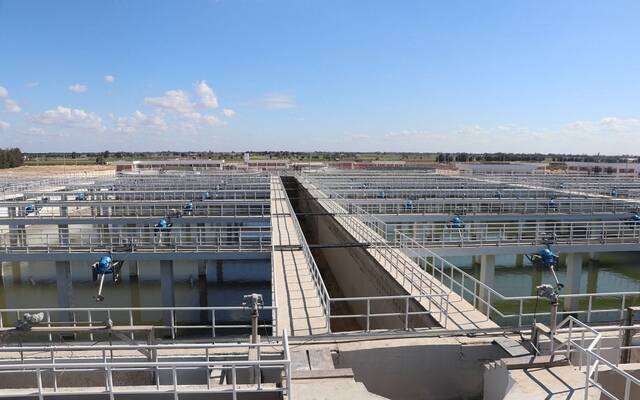 وزير الإسكان المصري يتابع سير العمل بمشروعات تطوير مدينة السادات