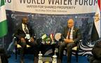 هانى سويلم وزير الموارد المائية والري في مصر وجوزيف اوتسيف وزير المياه النيجيري