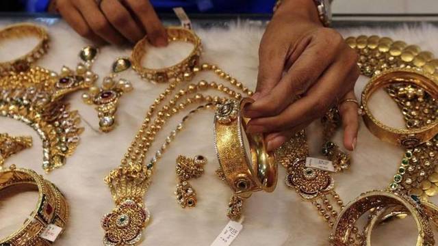 UAE's gold prices tumble amid proposals for VAT removal