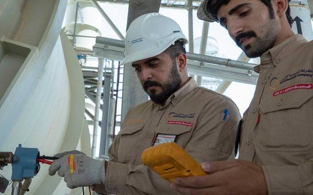 كهرباء السعودية: كوادر وطنية تعمل على تغيير مواصفات صناديق العدادات