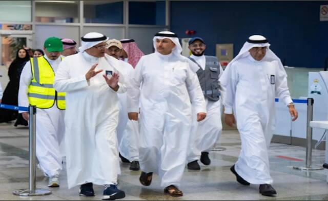 وزير النقل والخدمات اللوجستية صالح بن ناصر الجاسر في مطار الملك عبدالعزيز الدولي بجدة