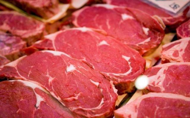 التموين المصرية تخفض أسعار اللحوم البرازيلية إلى 79 جنيهاً