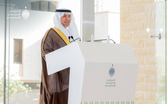 وزير البلديات والإسكان، ماجد الحقيل، خلال المؤتمر الصحفي الحكومي