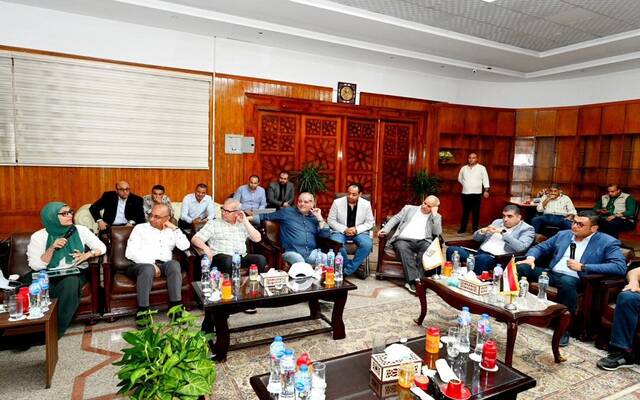 المهندس شريف الشربيني وزير الإسكان والمرافق والمجتمعات العمرانية المصري