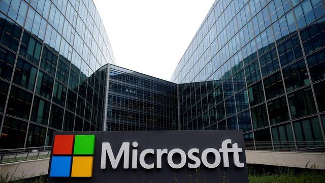 Microsoft’s quarterly profit climbs 49%
