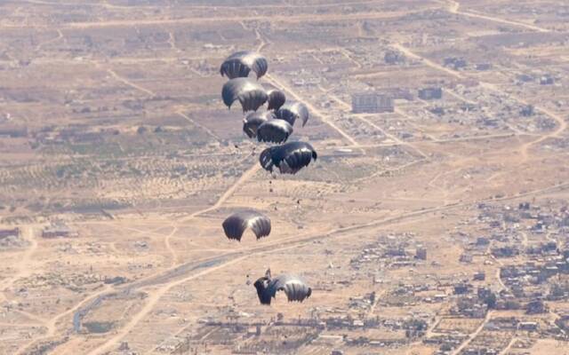 عملية الإنزال الجوي