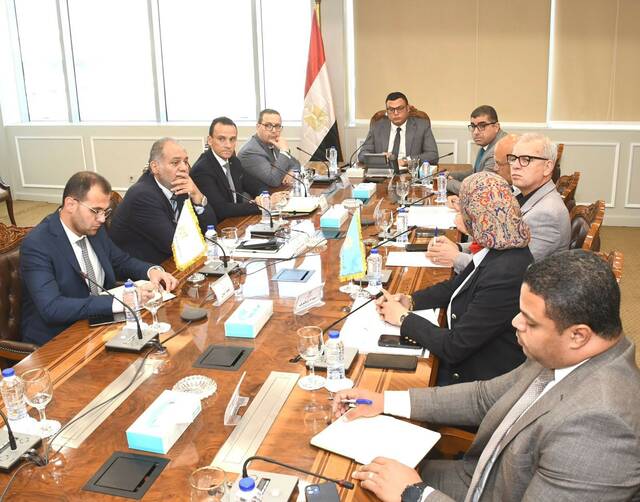 وزير: السويس الجديدة ستكون مقصداً سكنياً واستثمارياً واعداً
