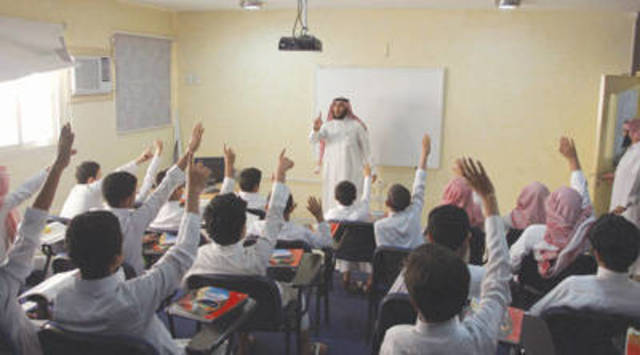 «التربية»: إيقاف مدارس أهلية تفتح محلات تجارية في مبانيها