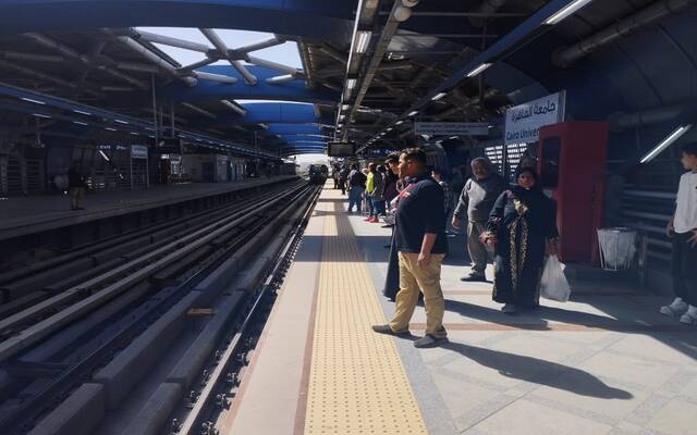 كامل الوزير يتابع انتظام العمل بمرافق النقل المصرية بالتزامن مع عيد الفطر