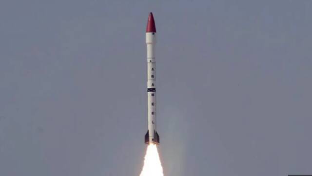 واشنطن تفرض عقوبات على 3 شركات صينية للمشاركة بصناعة صواريخ باكستانية