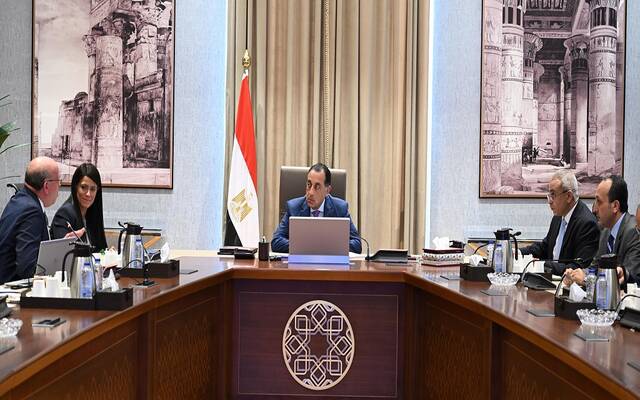 مدبولي يتابع مستجدات فض التشابكات المالية بين الدولة وبنك الاستثمار القومي