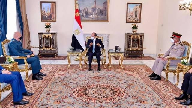 السيسي يبحث مع قائد الجيش اللبناني سبل الاستفادة من الخبرة المصرية بشتى المجالات