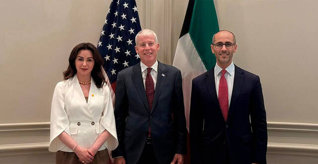 خلال اللقاء