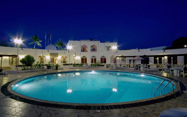 عمان للفنادق تتحول للخسائر بالربع الرابع وتوصي بزيادة رأس المال