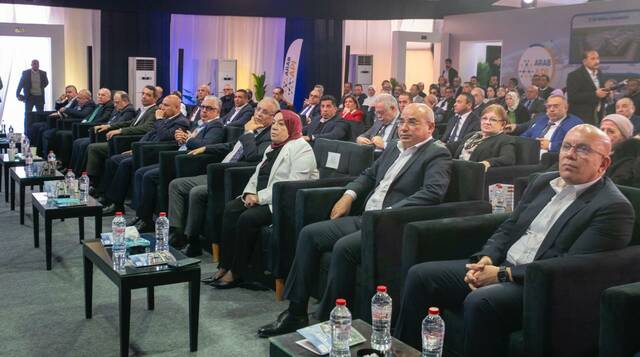 جانب من مراسم وضع حجر الأساس للمصنع