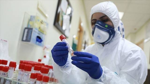 وزارة الصحة العمانية تعلن عن وفاة مُقيم جراء فيروس كورونا