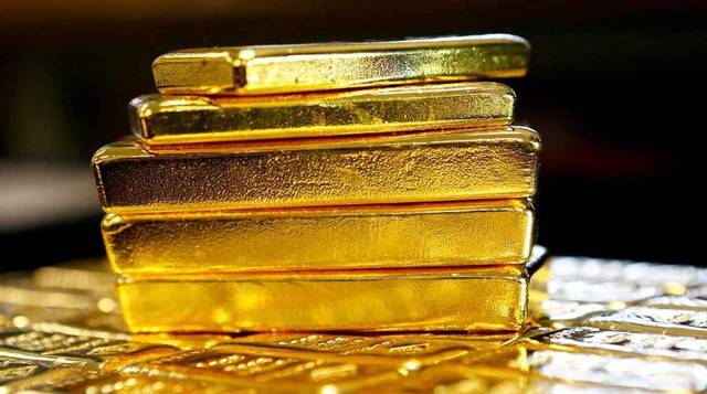 Gold prices rise 2.4% in week