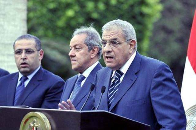 رئيس الوزراء المصرى يبحث مع مسئولين سعوديين وإماراتيين التحضير لمؤتمر شركاء التنمية