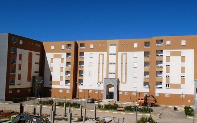 الجزائر تُطلق برنامجًا لتنفيذ مليون وحدة سكنية بحلول 2024